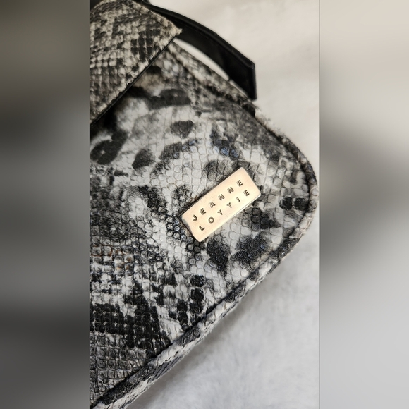 Jeanne Lottie Faux Snakeskin Fendi Inspired Handbag - Picture 11 of 13